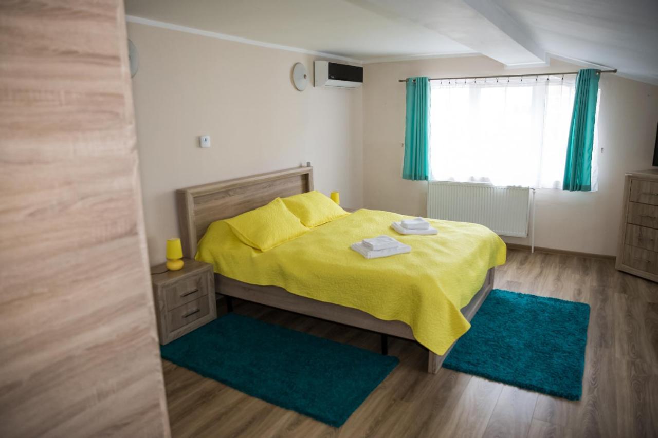 Apartament Beta Bistriţa Exterior foto